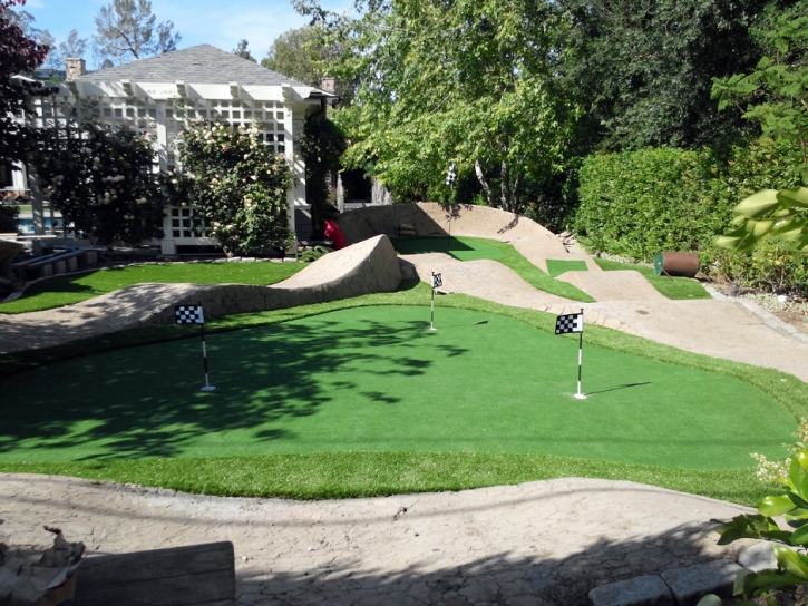 Golf Putting Greens Boulder City Nevada Fake Turf